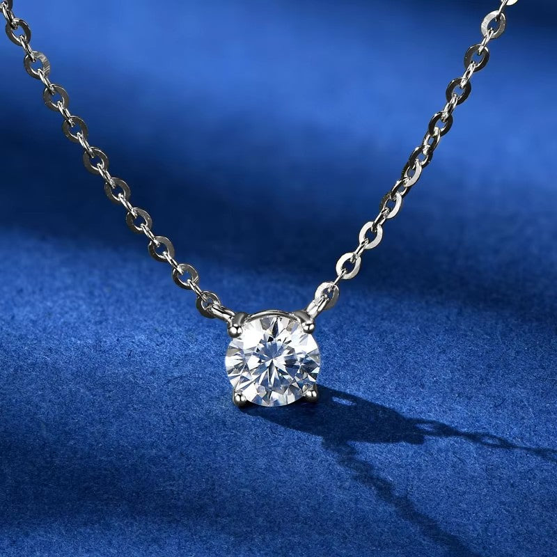 Moissanite 925 Sterling Silver Claw Round Necklace
