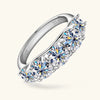 Cinque - Five-stones Round cut Moissanite Ring