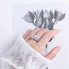 Ouvert - Open Round Cut Moissanite Ring