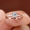 Étincelle - Solitaire Round Cut Moissanite Ring